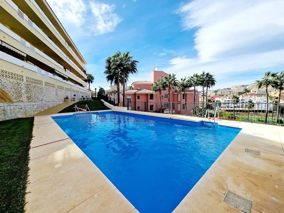 Royal Golf View: 2Br, Pools & Ac Apartment Sitio de Calahonda