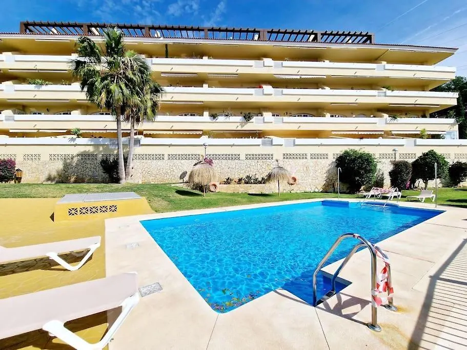 Royal Golf View: 2Br, Pools & Ac Apartment Sitio de Calahonda