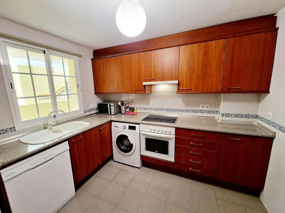 Royal Golf View: 2Br, Pools & Ac Apartment Sitio de Calahonda