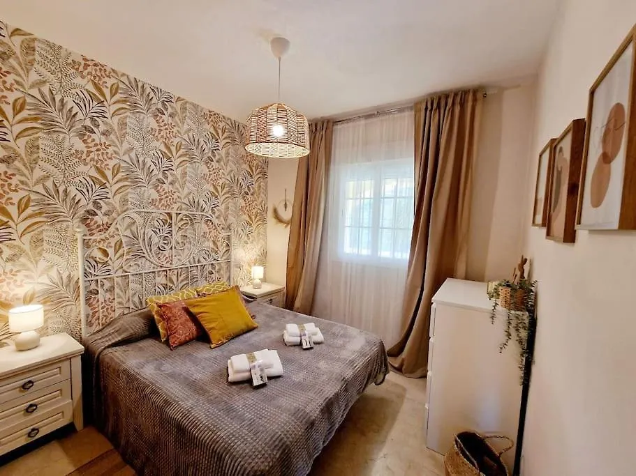 Royal Golf View: 2Br, Pools & Ac Apartment Sitio de Calahonda