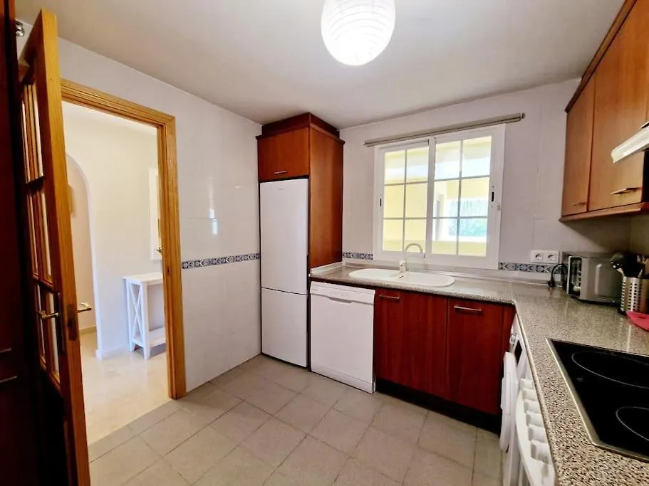 Royal Golf View: 2Br, Pools & Ac Apartment Sitio de Calahonda 0*,  Spain