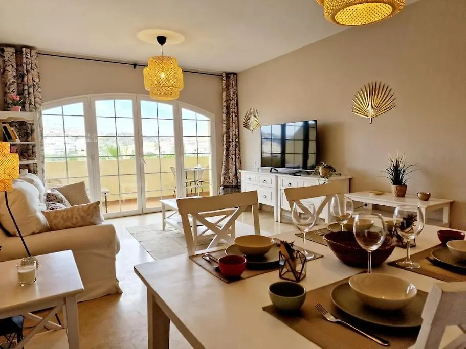 Royal Golf View: 2Br, Pools & Ac Apartment Sitio de Calahonda Spain